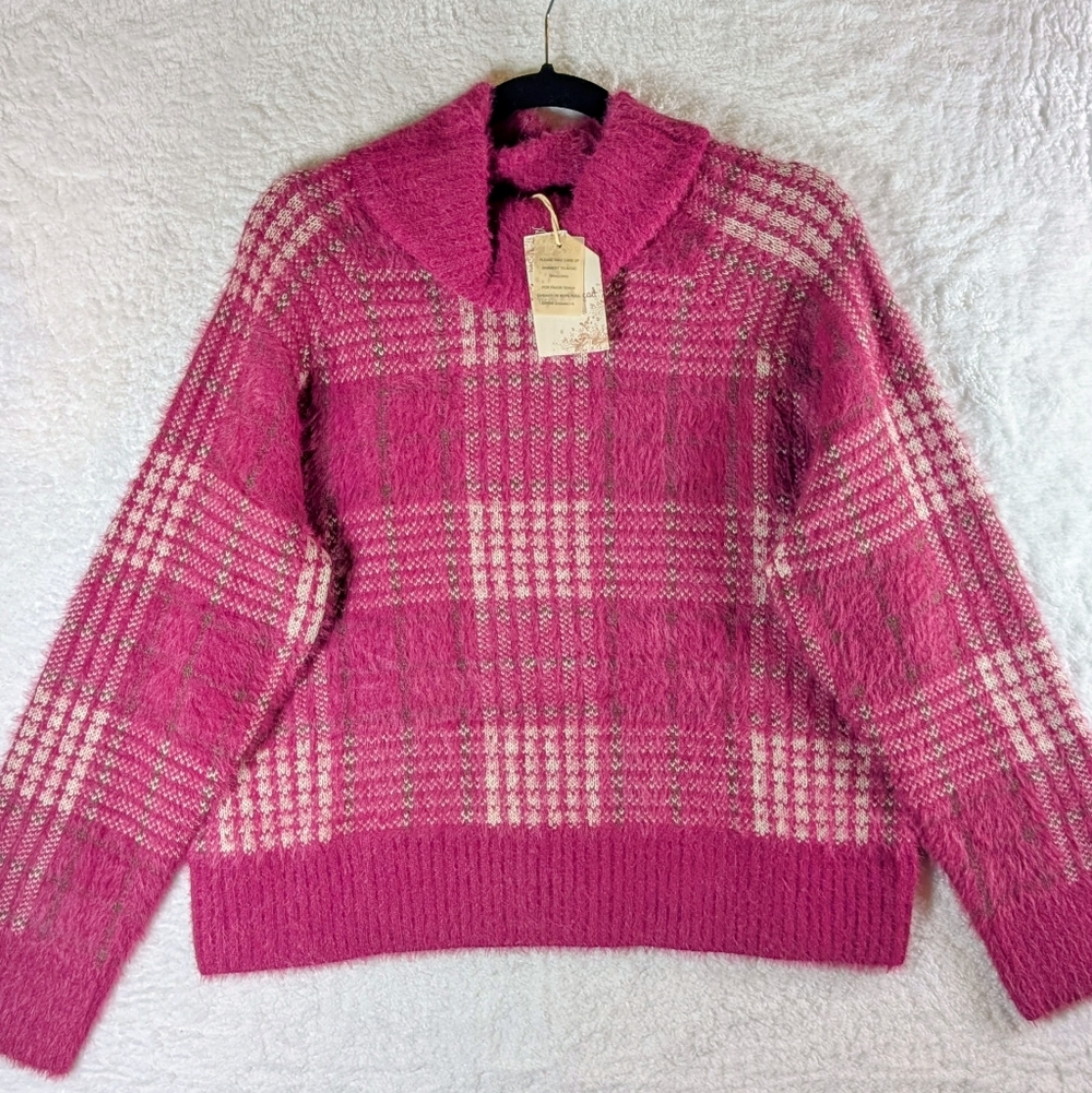 531-Hem & Thread Fuchsia Plaid Turtleneck‎ Sweater